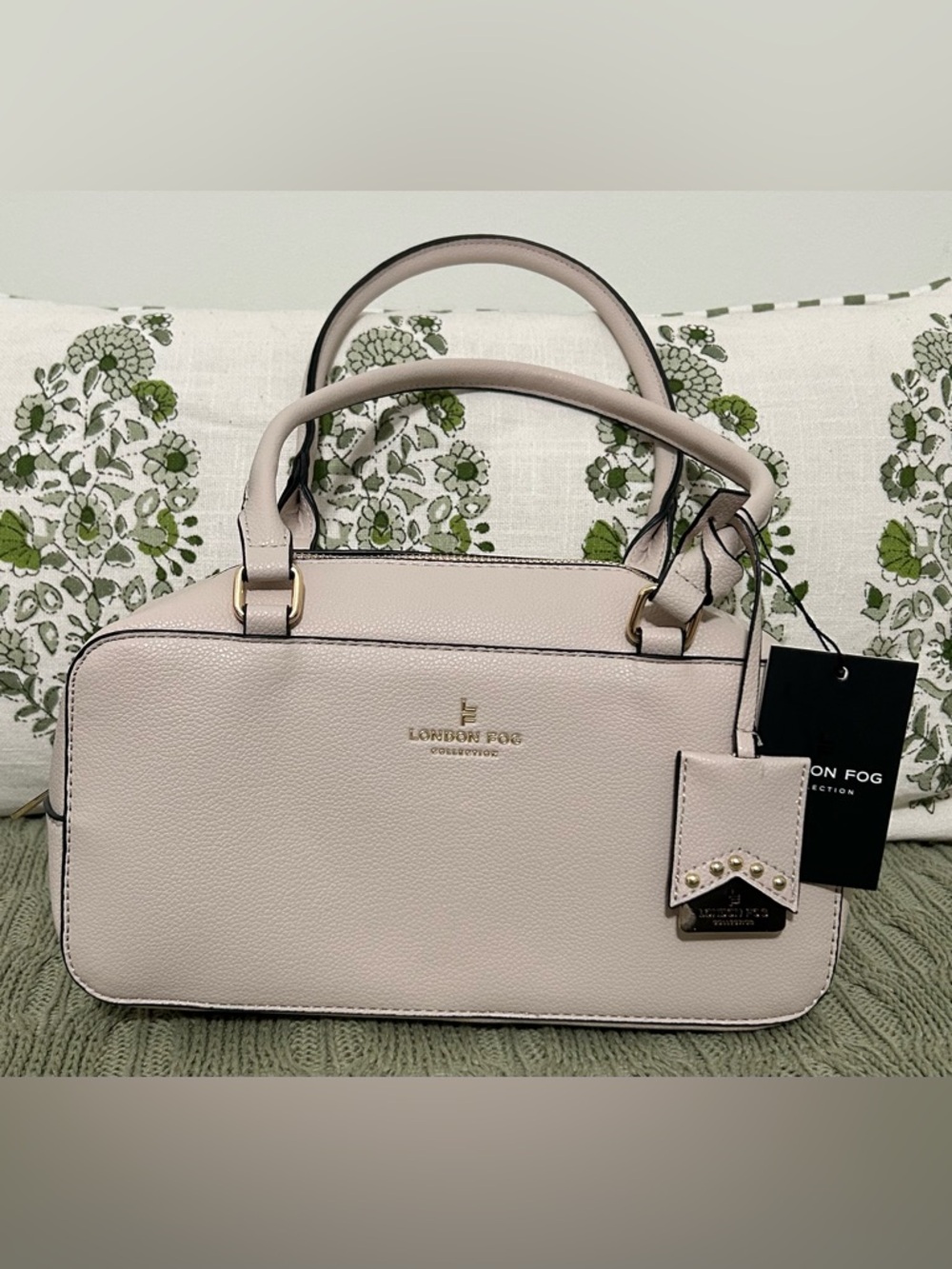 NWT London Fog Pebbled Doctor’s Satchel Handbag in Cafe’ O’late Cream